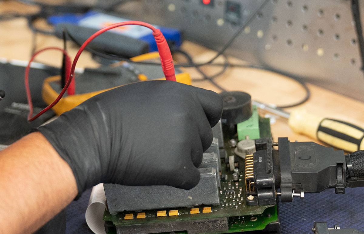 When To Repair Or Replace A Truck ECM Truck ECM